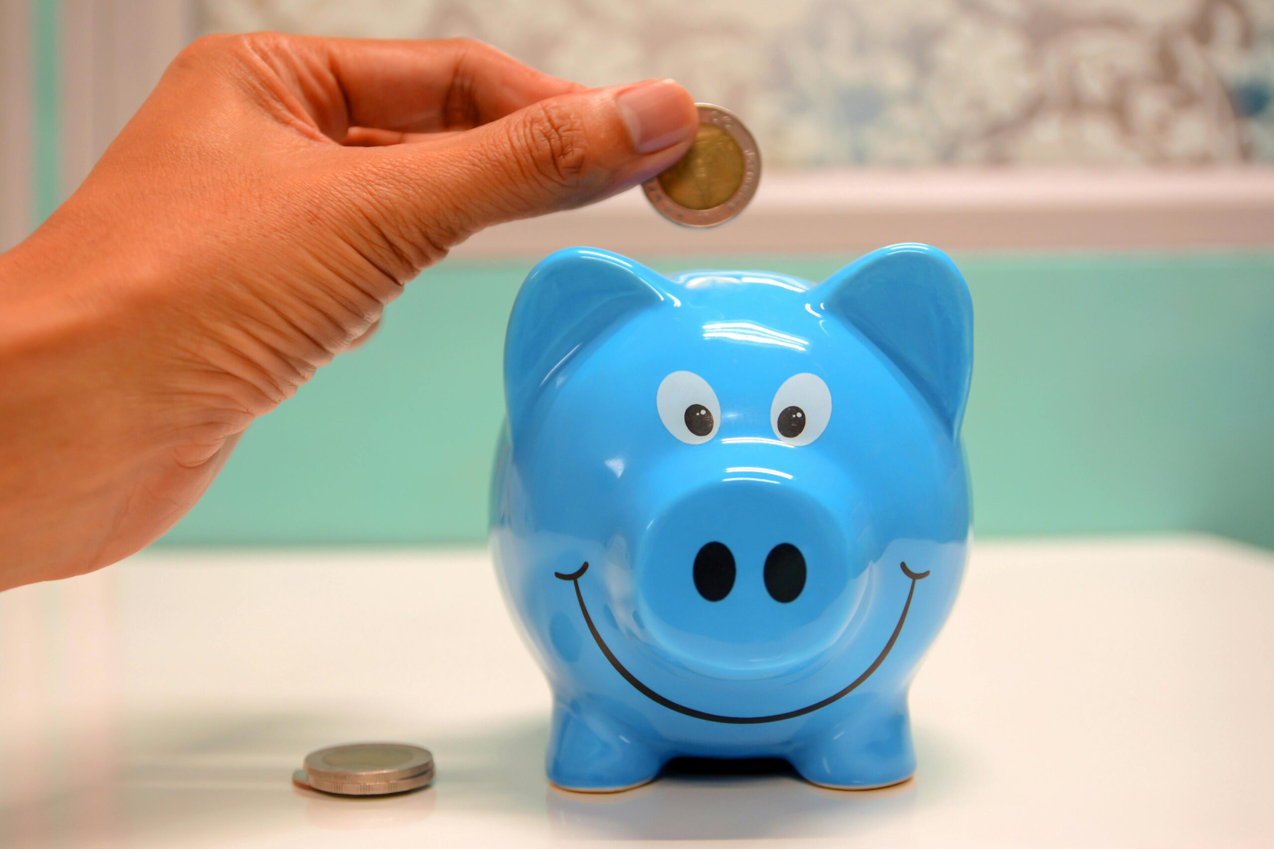 Como Investir com Pouco Dinheiro: O Que Realmente Funciona