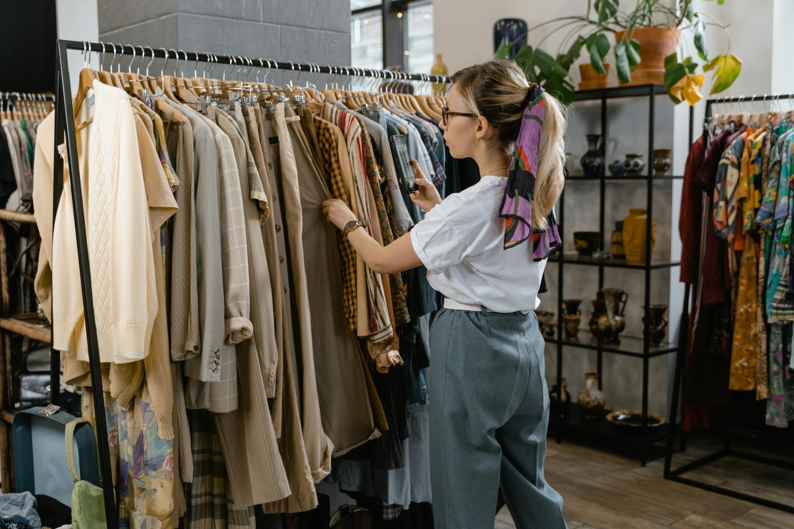 Como Vender Roupas Usadas Online: Melhores Plataformas e Dicas